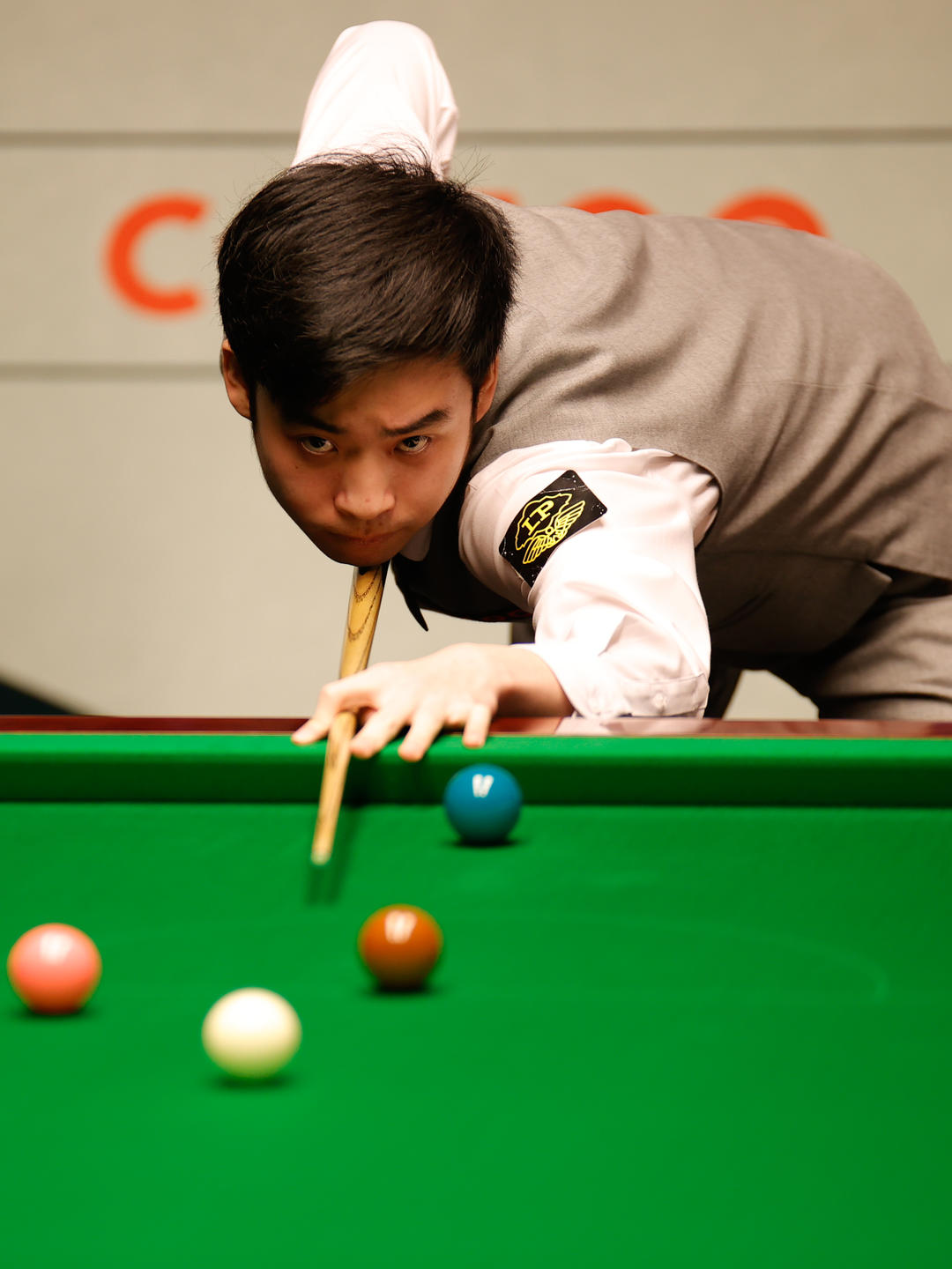 依然是场上 依然是场上