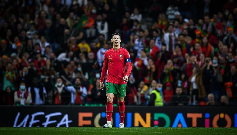 亚历山大 亚历山大