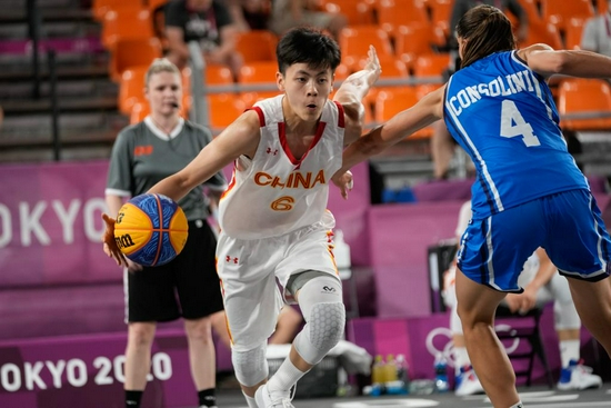 与之呼应 与之呼应